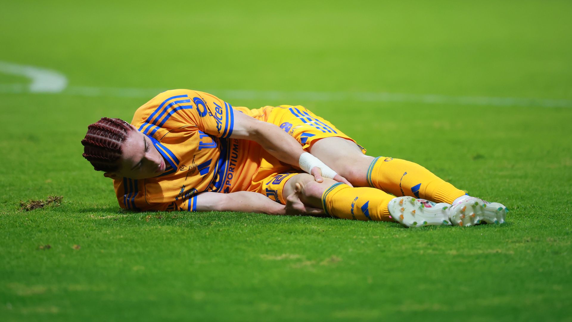 Marcelo Flores tras la lesión en la final de la Concachampions